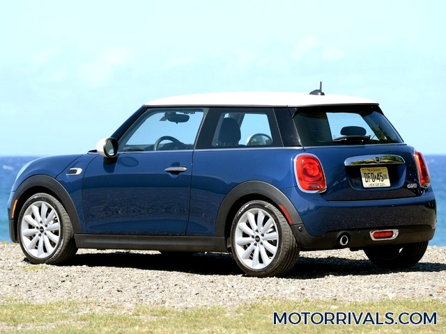 2016 Mini Cooper Side Rear View