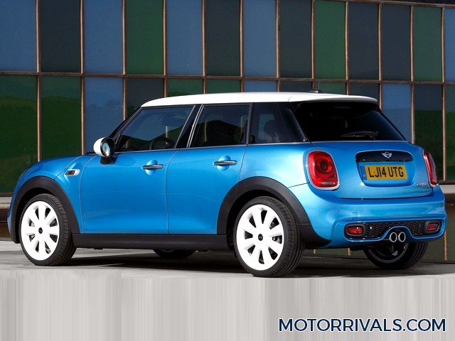 2016 Mini Cooper 4 Door Side Rear View