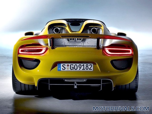 2016 Porsche 918 Spyder Rear View