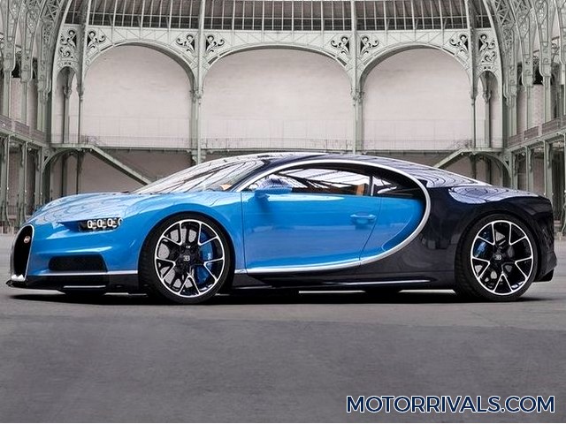 2017 Bugatti Chiron Side Front View